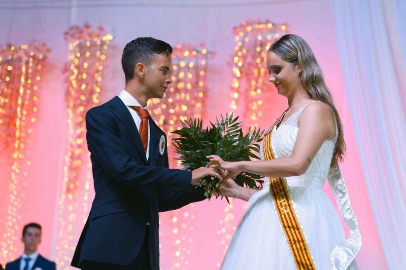 GALERIA de FOTOS d’una PRESENTACIÓ de les FESTES de JULIOL de PEDREGUER molt MUSICAL GALERIA de FOTOS d’una PRESENTACIÓ de les FESTES de JULIOL de PEDREGUER molt MUSICAL